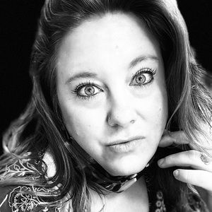 Meet your Posher, Angie